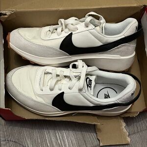 Nike Waffle Debut Shoes